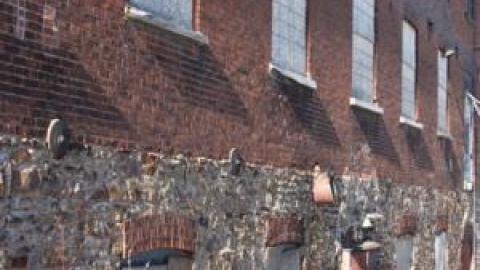 Gallery - Barge-Factory4.jpg