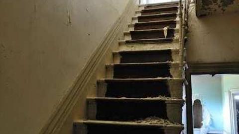 May 2012 - Wharncliffe-Farmhouse10.jpg