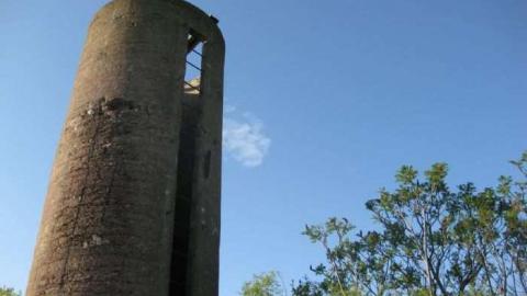 Burger and Fox Remains - Burger-and-Fox-Rd-Farm-Remains7.jpg