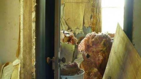 May 2012 - Farmhouse-NE-of-Fergus25.jpg