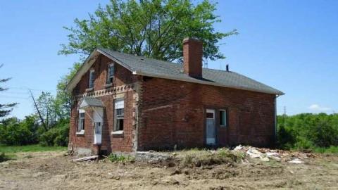 3369 6th Line - DSC03055.jpg