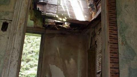 Hwy 17 House - 2010 - Daigle-House15.jpg