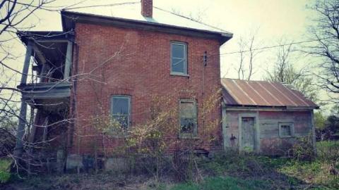 Mulmur House - Brick-house-on-Mulmur-Line-424.jpg