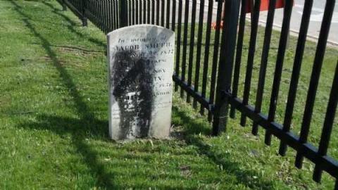 Munn's Pioneer Cemetery - Munns-Cemetery43.jpg