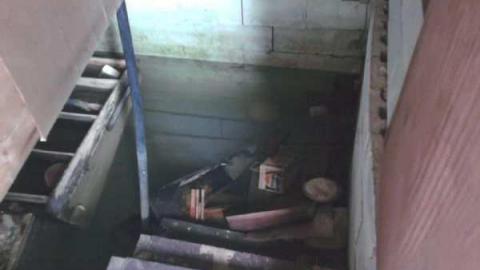 Outta here. - Beeton-is-Trashed-Big-Time12.jpg