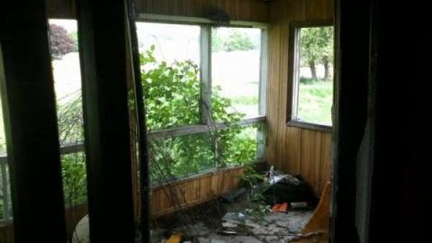 Outta here. - Beeton-is-Trashed-Big-Time20.jpg