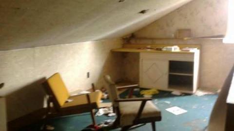 Outta here. - Beeton-is-Trashed-Big-Time25.jpg