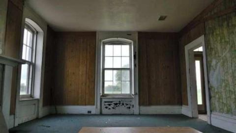 Central Elgin Farmhouse photo 3