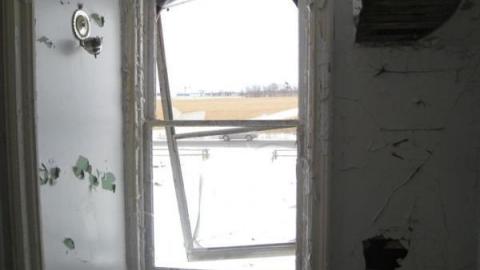 Trashed (near Holly) photo 2