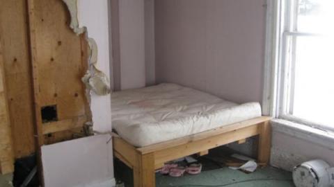 Gallery - Trashed-(near-Holly)49.jpg