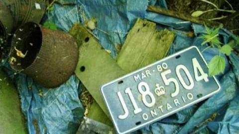 Falling to its Knees - Farmhouse-NE-of-Fergus100.jpg