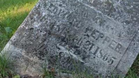 Governers Rd. Pioneer Cemetery photo 5