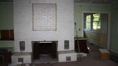 Crazy Big House - Neglected-Manor28.jpg