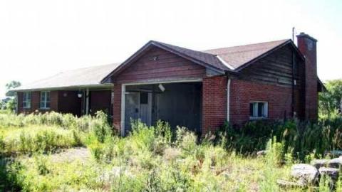 House 2 - 3-X-27--8134.jpg