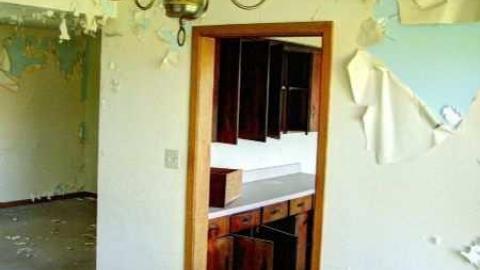 House 2 - 3-X-27--8139.jpg