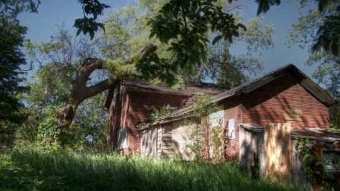 An exit is an entry elsewhere - Graffiti-House45.jpg