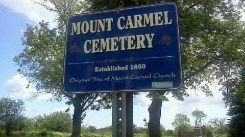 Mount Carmel Cemetery photo 4