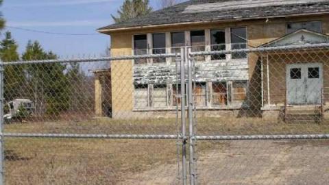 Davidson Qc School - Mansfield-Et-Pontefract, Quebec