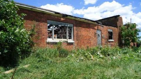 What's Left - DSC03777.jpg