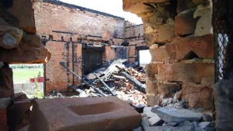 What's Left - DSC03832.jpg