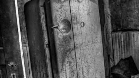 The barn is cool too! - Catherines-Farm25.jpg