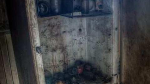 The barn is cool too! - Catherines-Farm130.jpg