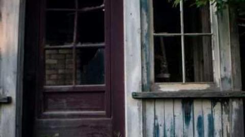 The barn is cool too! - Catherines-Farm18.jpg