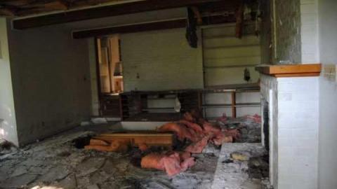 6/12 - Neglected-Manor208.jpg