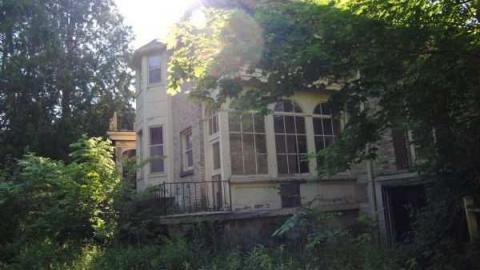 6/12 - Neglected-Manor211.jpg