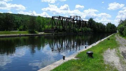 David Bailey - Glen-Ross-Train-Bridge7.jpg