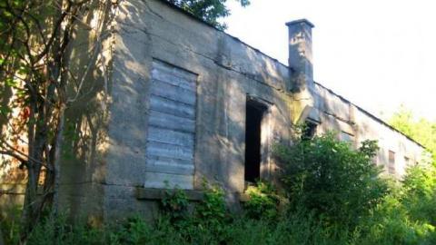 Outbuilding by Old Canal - Interlake-Paper-Outbuilding4.jpg
