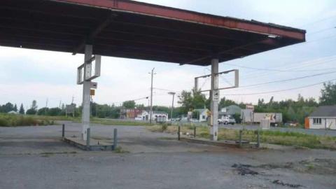 Gas Station - Silenced-Buildings-Greely18.jpg