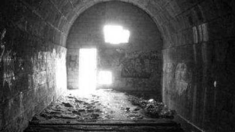 Gallery - Blue-Ghost-Tunnel--Merritton51.jpg