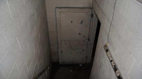 June/12 - Springbank-Tire-Shredder27.jpg