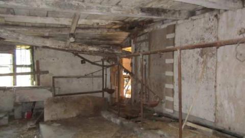 Hot day on the farm photo 3