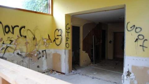 July/12 - The-houses-Rexall-killed1.jpg