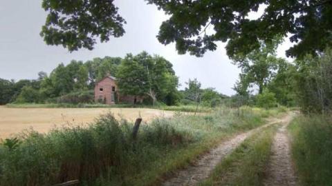 Art is only abandoned - DSC08661_2_3_tonemapped_1600x1199.jpg