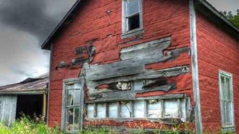 Small Red House - Ruby-Red12.jpg