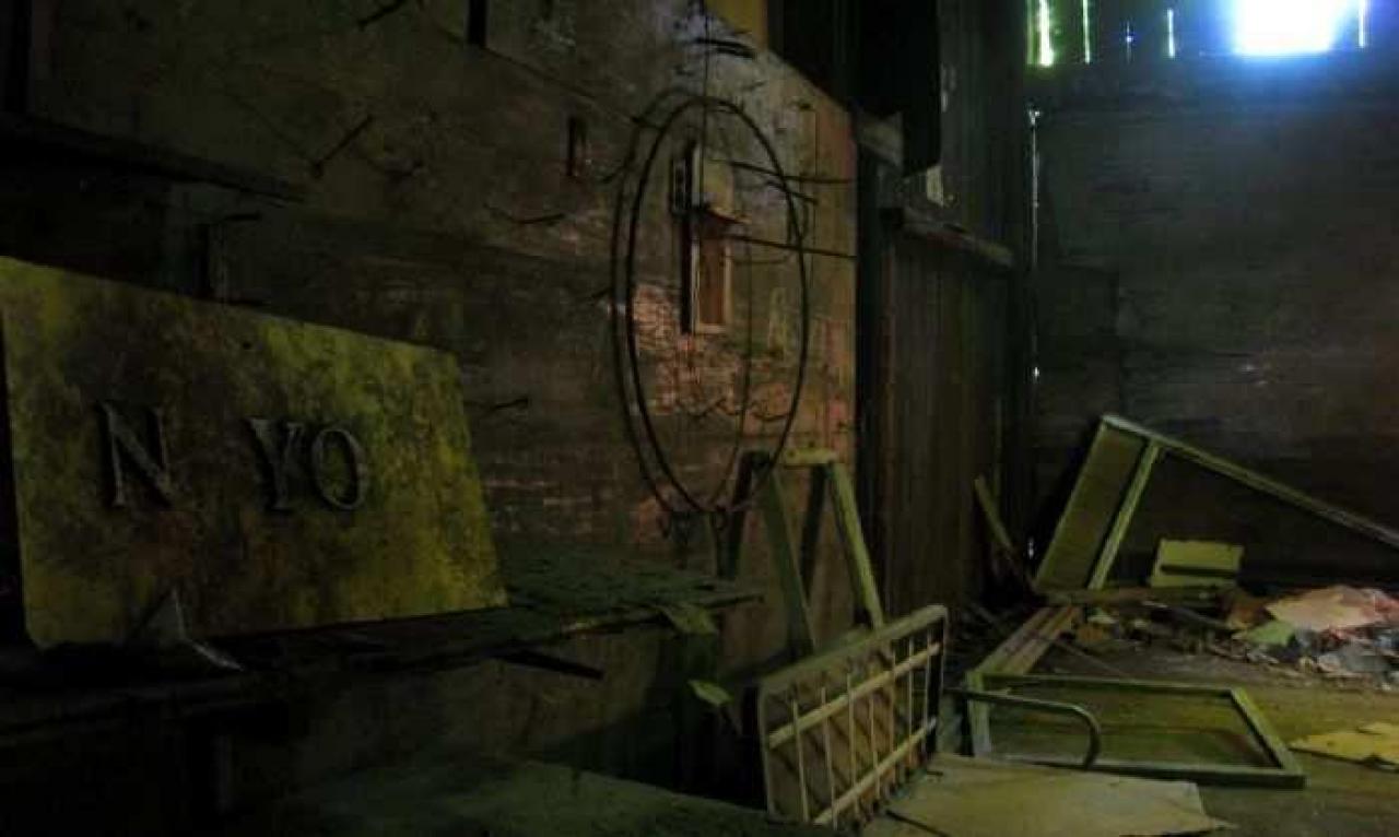 Downtown Port Robinson Barn - 005 - IMG_7226x2.jpg