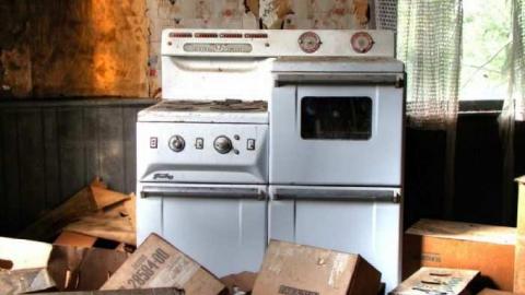 Photo from Enter the House as a Guestt