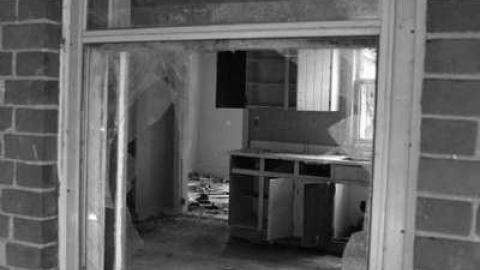 Abandoned Farm House - Old-Farm64.jpg