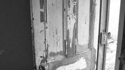 Abandoned Farm House - Old-Farm67.jpg