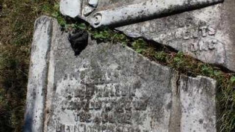 Old Presbyterian Con. 2 Cemetery photo 5
