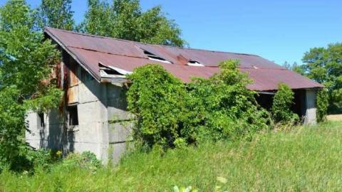 Standing Alone - Standing-Alone42.jpg