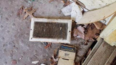 Very Quick Walk Through - Green-Oaks-Trailer-Park1.jpg