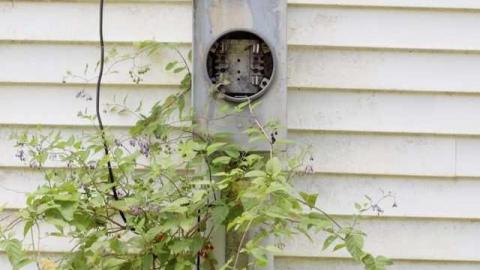 Very Quick Walk Through - Green-Oaks-Trailer-Park2.jpg