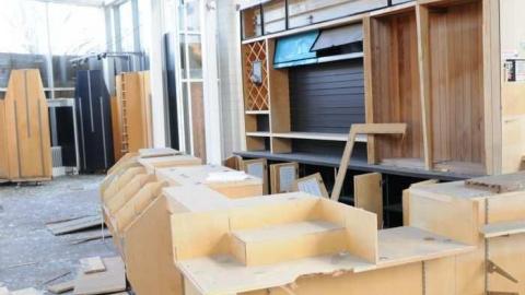 401 gas stop 11/13/2010 - Info-Centre33.jpg