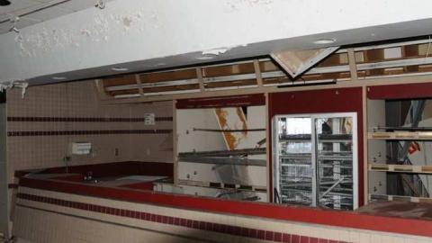 401 gas stop 11/13/2010 - Info-Centre34.jpg