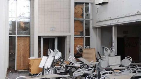 401 gas stop 11/13/2010 - Info-Centre35.jpg