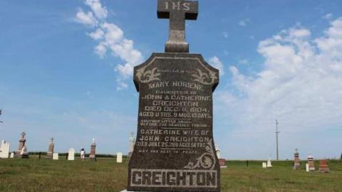 Old Friends - St.-Peters-Pioneer-Cemetery16.jpg